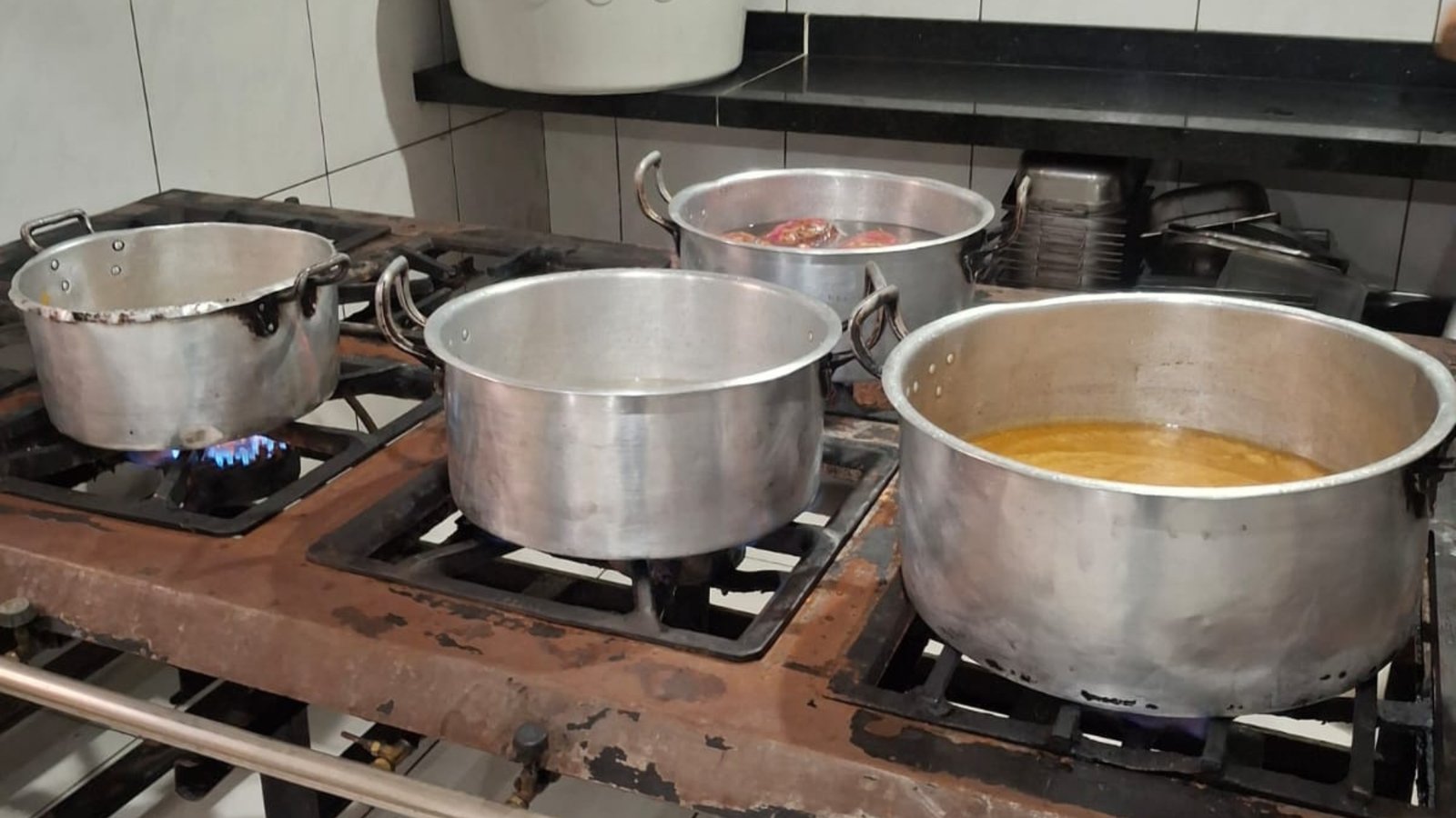 Agefis desinterdita restaurante no Carlito Pamplona após adequações sanitárias